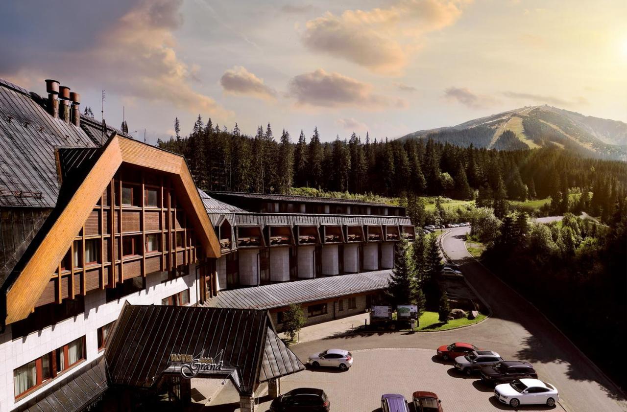 Hotel Grand Jasna Demanovska Dolina Εξωτερικό φωτογραφία